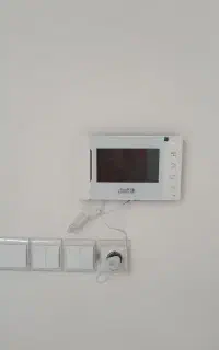 تعمیرات و نصب آیفون