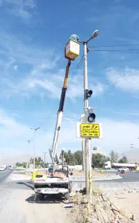 خدمات کار بالابر مجهز به سبد نفربر استاندارد