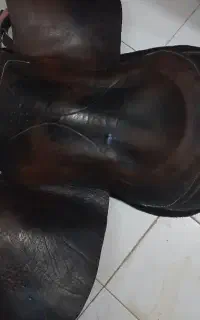 زین چرم عبدالخالق در حد نو یکی دو بار رفته رو اسب