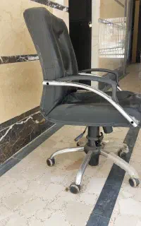 صندلی مدیریتی جک دار