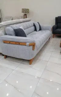 استخدام فروشنده