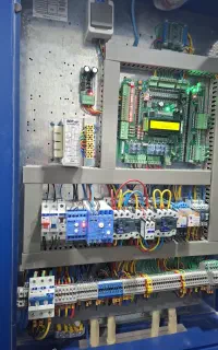 نیازمند شاگرد برای نصب آسانسور علاقمند به کار فنی