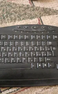کیبورد و موس و کابل برق کامپیوتر