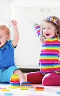 پرستار کودک برای دختر ۸ ساله