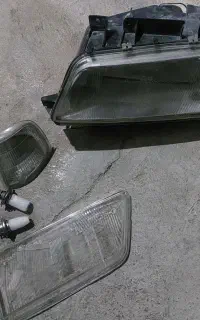 چراغ جلو پژو و راهنما  تکی با ی جفت لامپ پژو