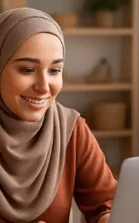 آموزش و استخدام بانوان جویای کار با گوشی