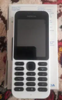 نوکیا ۲۱۵