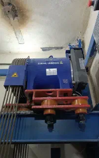 نصب و سرویس و نگهداری انواع آسانسور