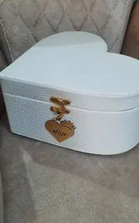 جعبه و باکس گل ، هدیه و سورپرایز