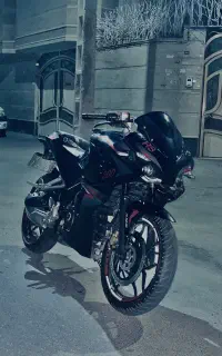 موتور ار اس 200