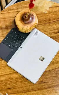 لپ تاپ سرفیس پرو گو ۲/surface سیم کارت خور