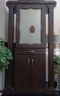جاکفشی و رختکن