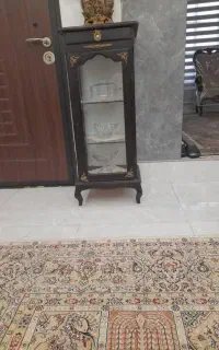 بوفه دو سه طبقه