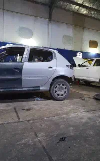 ارائه کلیه خدمات خودروهای سواری ایرانی چینی خارجی