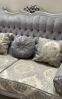 مبل سلطنتی