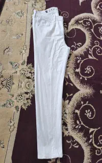 شلوار لی سفید