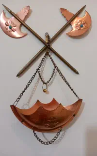 تبرزین مس وبرنج