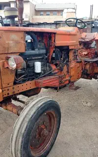 تراکتور رومانی مدل 61