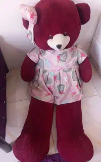 عروسک ۲متری