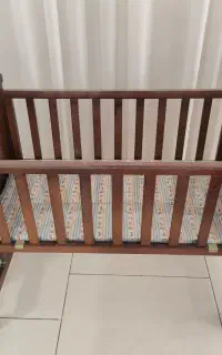 تخت و گهواره نوزاد