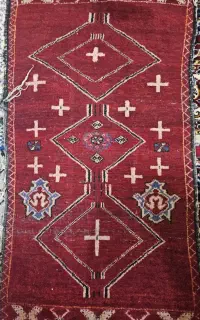 قالیچه و فرش و کناره