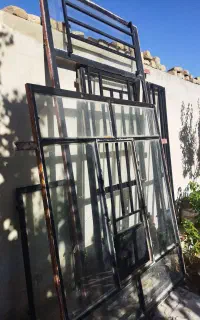پنجره و درب بسیار با کیفیت و سنگین