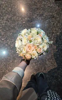 باکس گل/دسته گل /ماشین عروس/کیف گل/کیک و گل