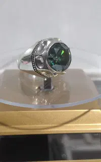 انگشتر فاخر و زیبا
