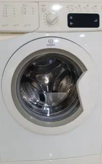 ماشین لباسشویی ۷ کیلویی ایندزیت ایتالیا