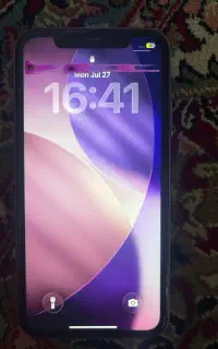 ایفون ۱۱ نرمال