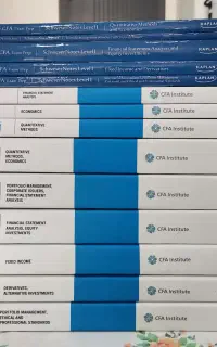 مجموعه کتاب های مالی CFA