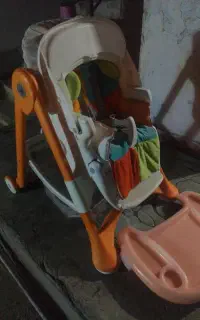 صندلی غذا کودک چرخ دار