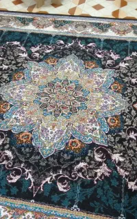 فرش ۹ متری در حد نو