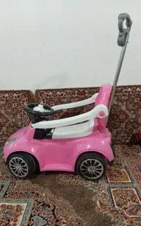 ماشین کودکانه خوش رنگ وزیبا