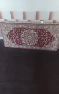 پشتی .عسلی .میزاتو.لباس