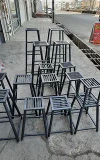 چهارپایه آهنی