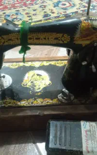 چرخ خیاطی شیر نشان