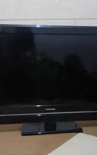 تلوزیون ۳۲ توشیبا