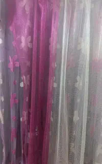 پرده صورتی وپرده قهوه ایی