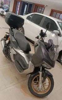 موتور کویر ۱۵۰ AGV مدل ۱۴۰۲ بسیار سالم