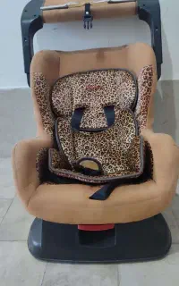 صندلی کودک ماشین