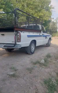 مزدا کارا۱۷۰۰ سفید دوگانه شرکتی