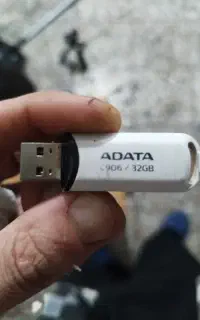 فلش Adata 32 g