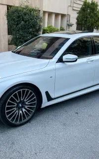 BMW730li