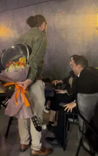 سوپرایز تولد موزیک زنده عکاسی کافه اتاق تولدرایگان