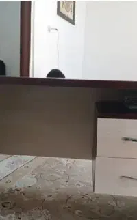 میز تحریر و اداری