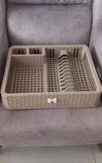 تعدادی ظر ف نو وجنس خوب