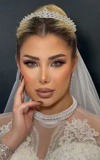 میکاپ و شینیونvip فقط۱/۷۰۰ت