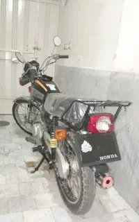 موتور هوندا مزایده ای مدل ۸۶ درحد با برگه