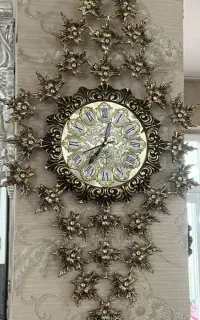 ساعت برنز. شعمدانی وساعت
